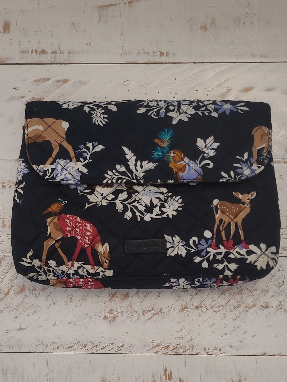 NWOT VERA BRADLEY MERRY MISCHIEF Quilted Travel Brush And Makeup Carrier
